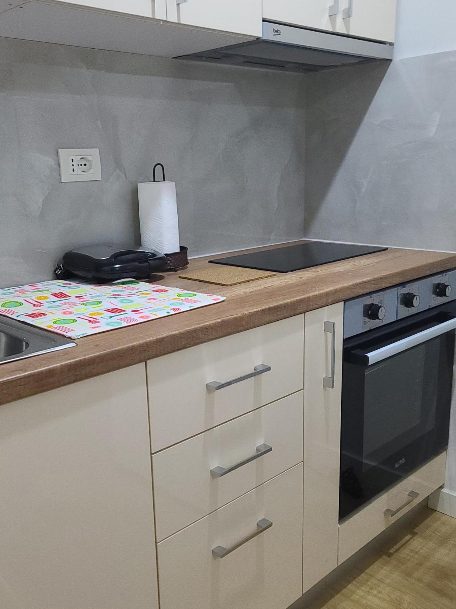 Home Inn Apartaments Тирана Экстерьер фото